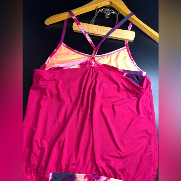 Nike Fuchsia Pink Cascade Drape-Back Active Tankini Top Size Large EUC - Picture 7 of 8